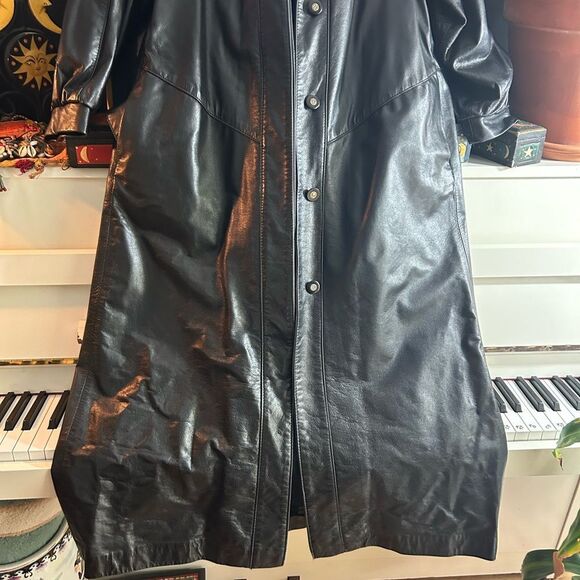 Elegant Black Leather Hooded Coat for Women Size 2 - Picture 5 of 16